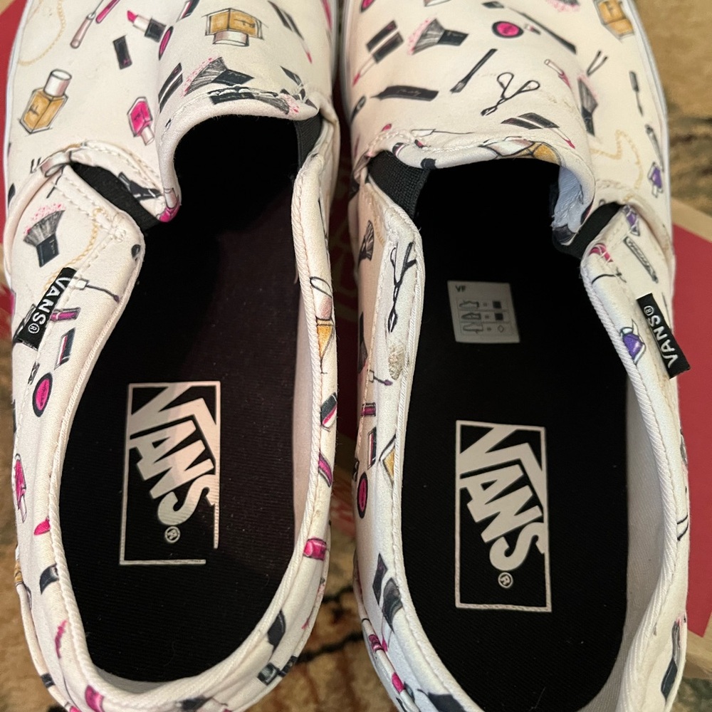 Vans Women's Cream and Pink Makeup Print Flats - Picture 5 of 6